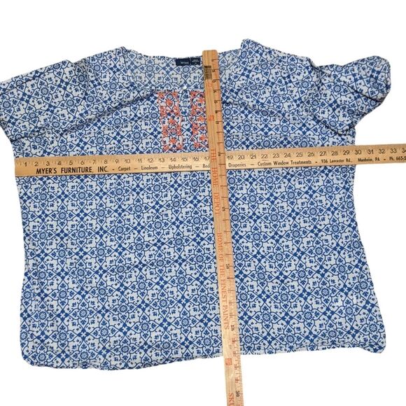 Basic Editions cotton plus size 3X blouse top geometric print blue/white beaded - Picture 3 of 8